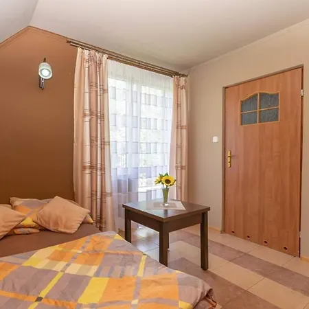 Slonecznikowy Zakatek دارووفكو